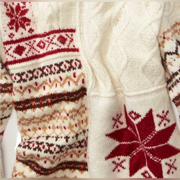 American Eagle Christmas Sweater S - Picture 2 of 5